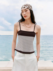 Women's color-block reversible vest
