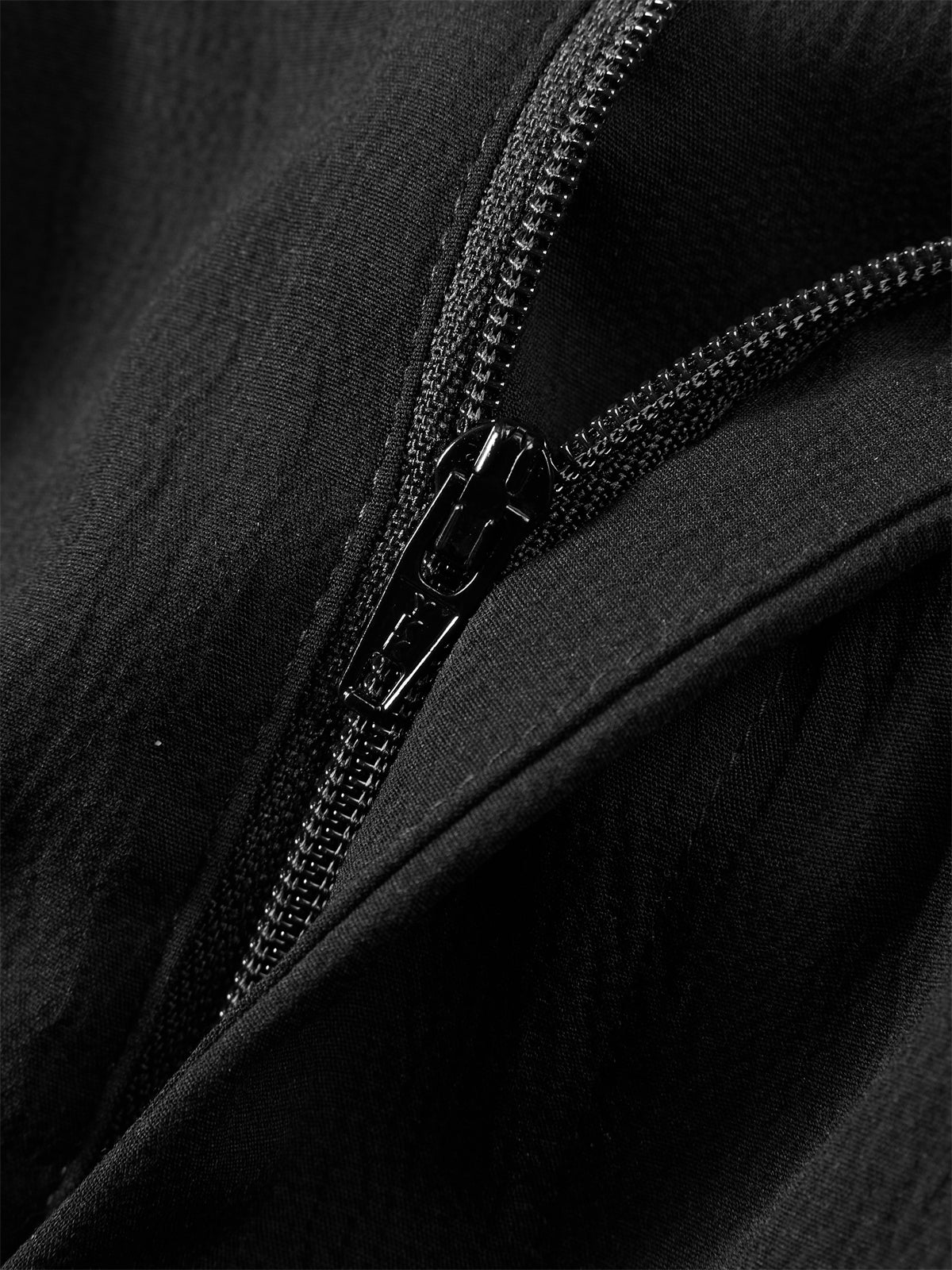 Men's Lightweight Textured Tapered Pants