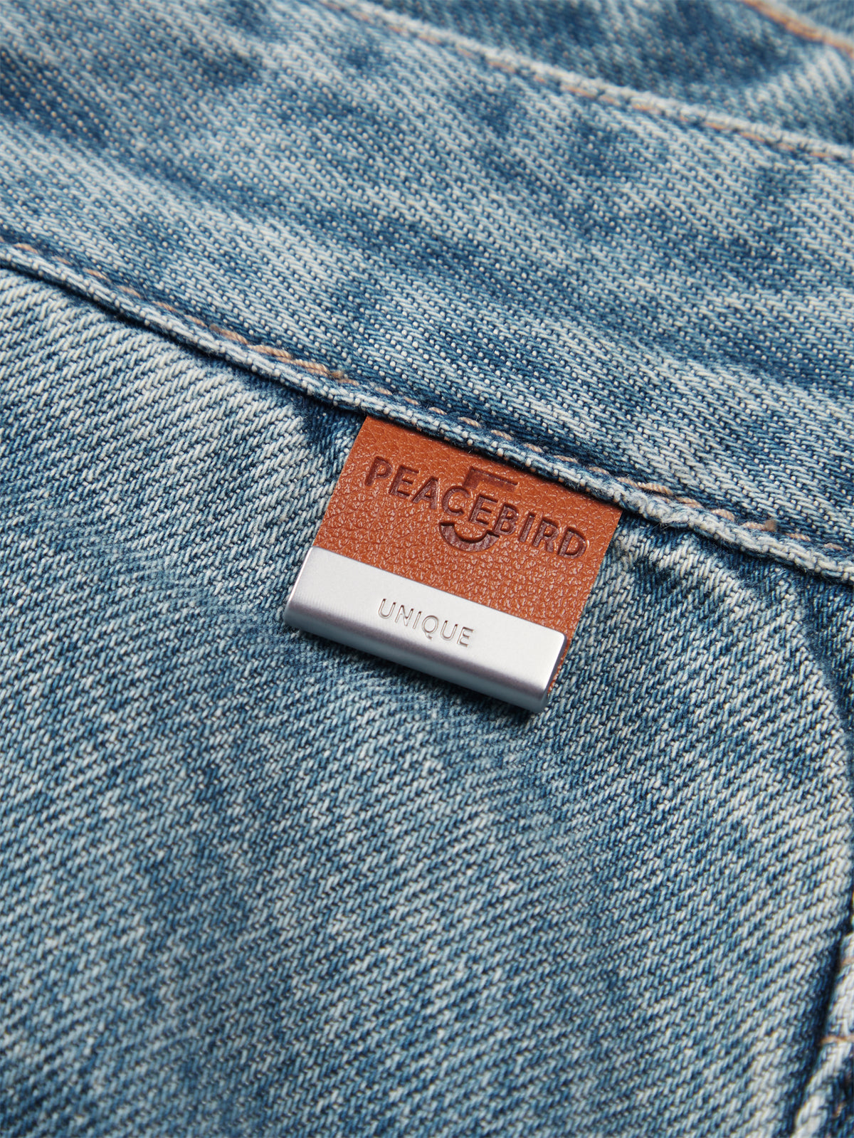 Men's Pleated Straight-Leg Wide Jeans