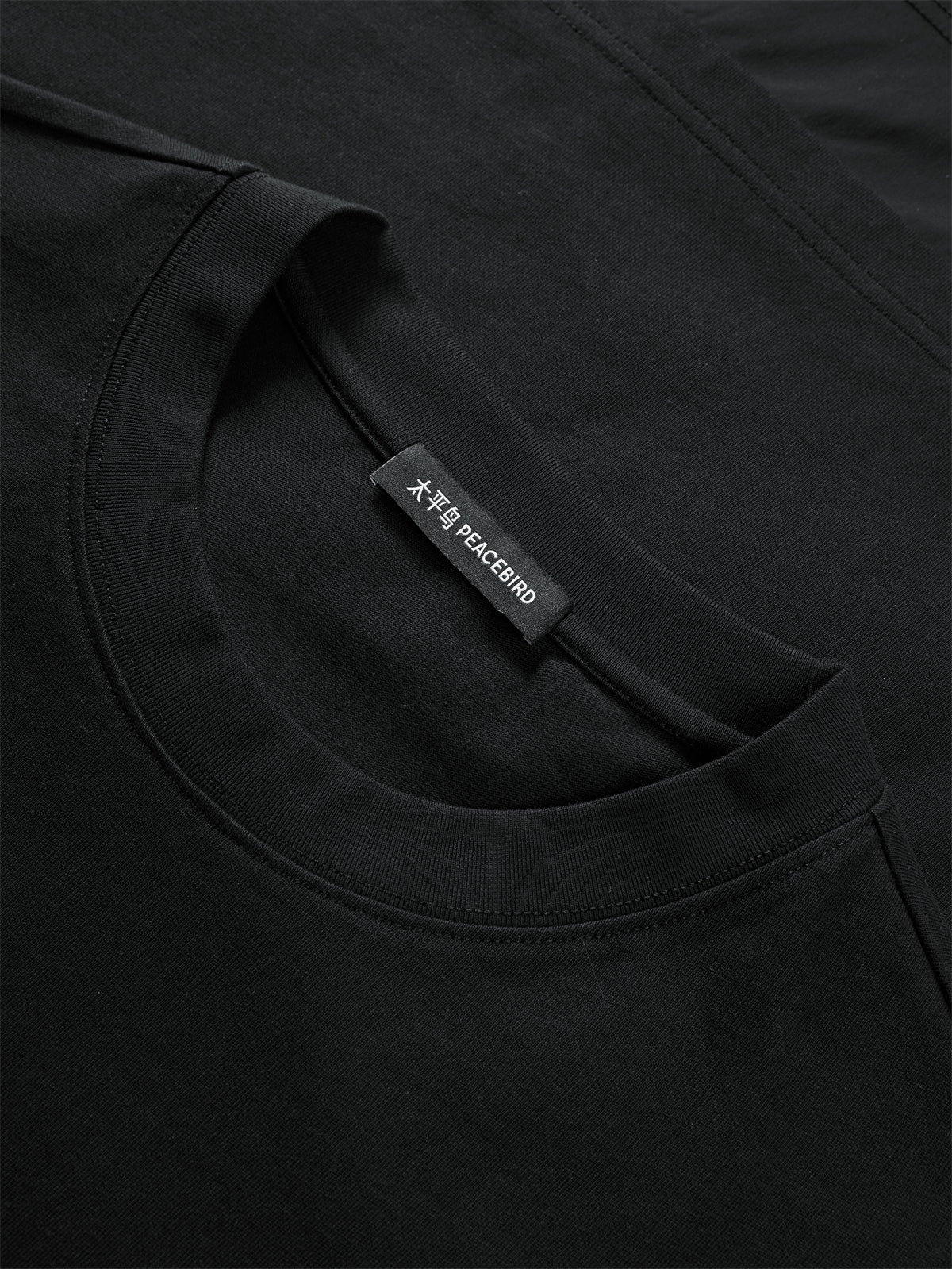 Men's Outdoor-Style T-Shirt with Drawstring Hem
