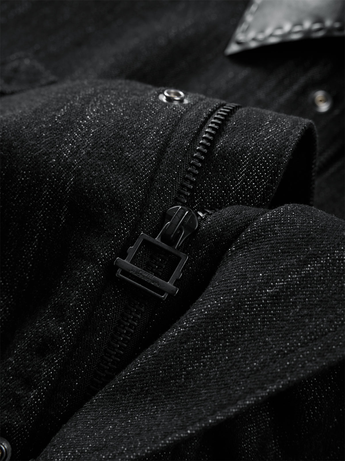 Men's Barn-Inspired Denim Jacket with PU Collar