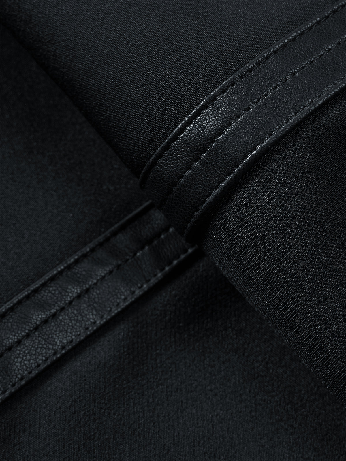 Men's Utility Long-Sleeve Shirt with Patch Pockets
