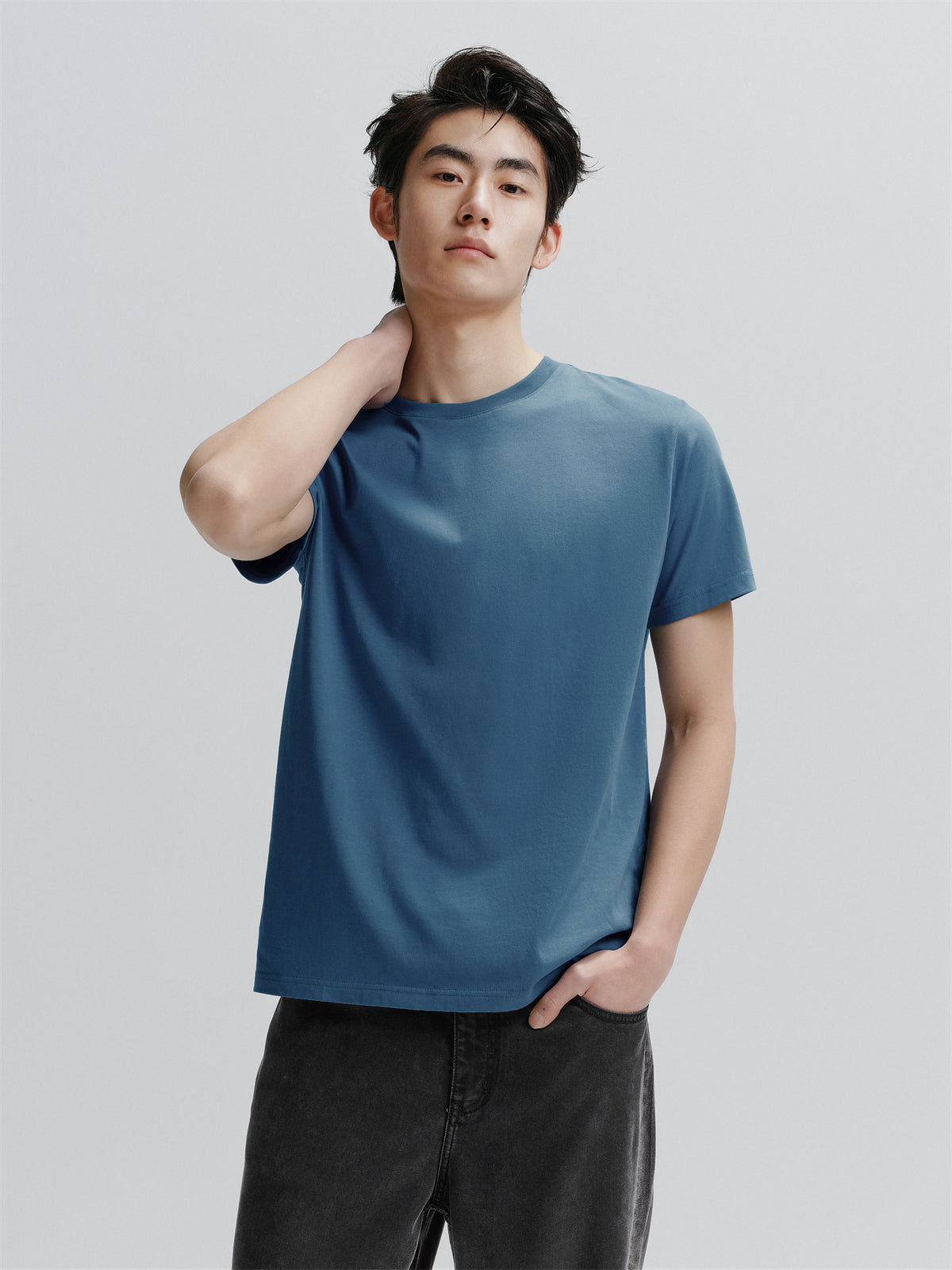 Men's Cooling Slim-Fit Solid T-Shirt