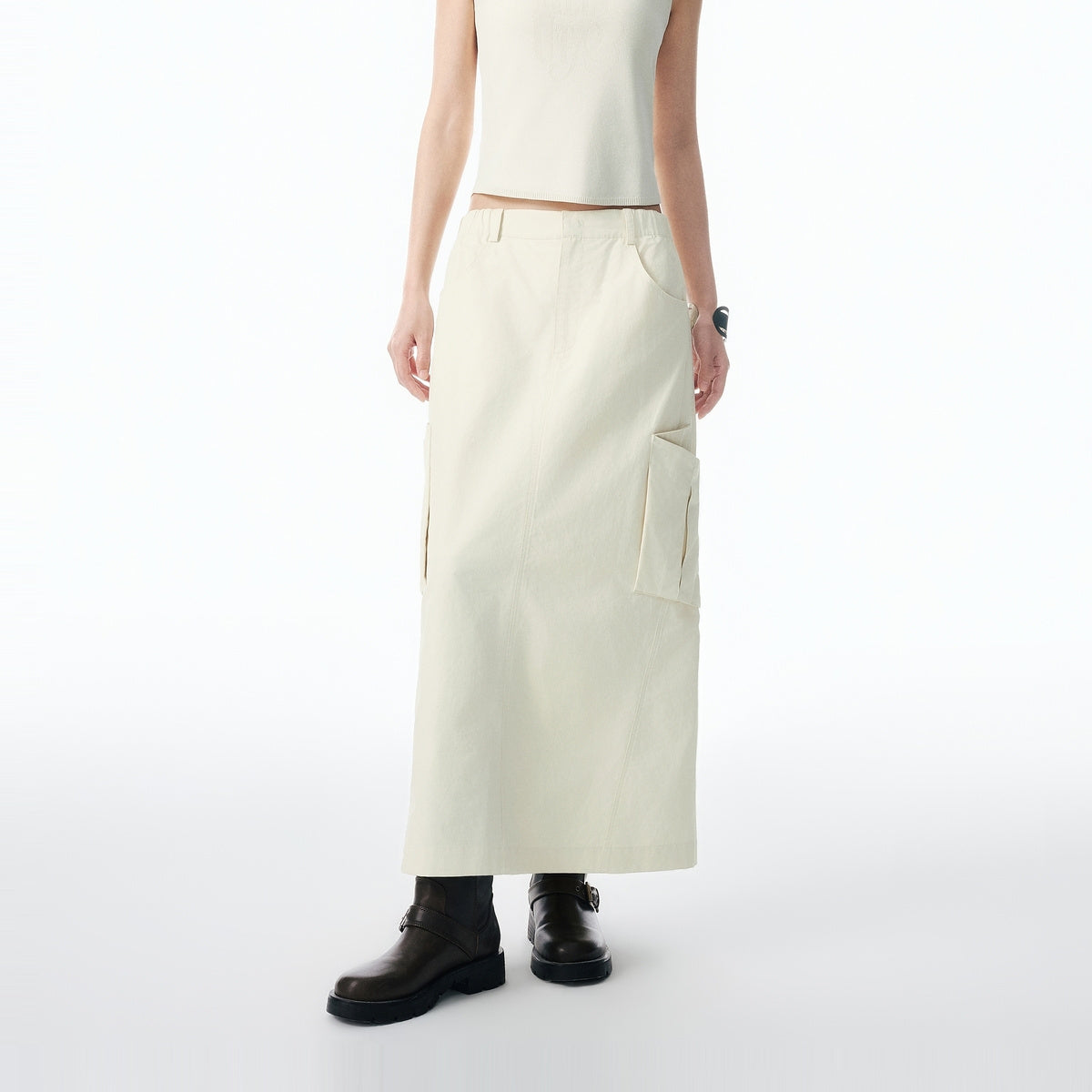 Women's High-Waisted A-Line Skirt with Patch Pockets