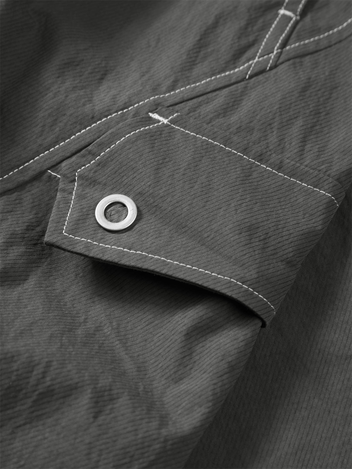 Men's Utility Cargo Shorts with 3D Pockets