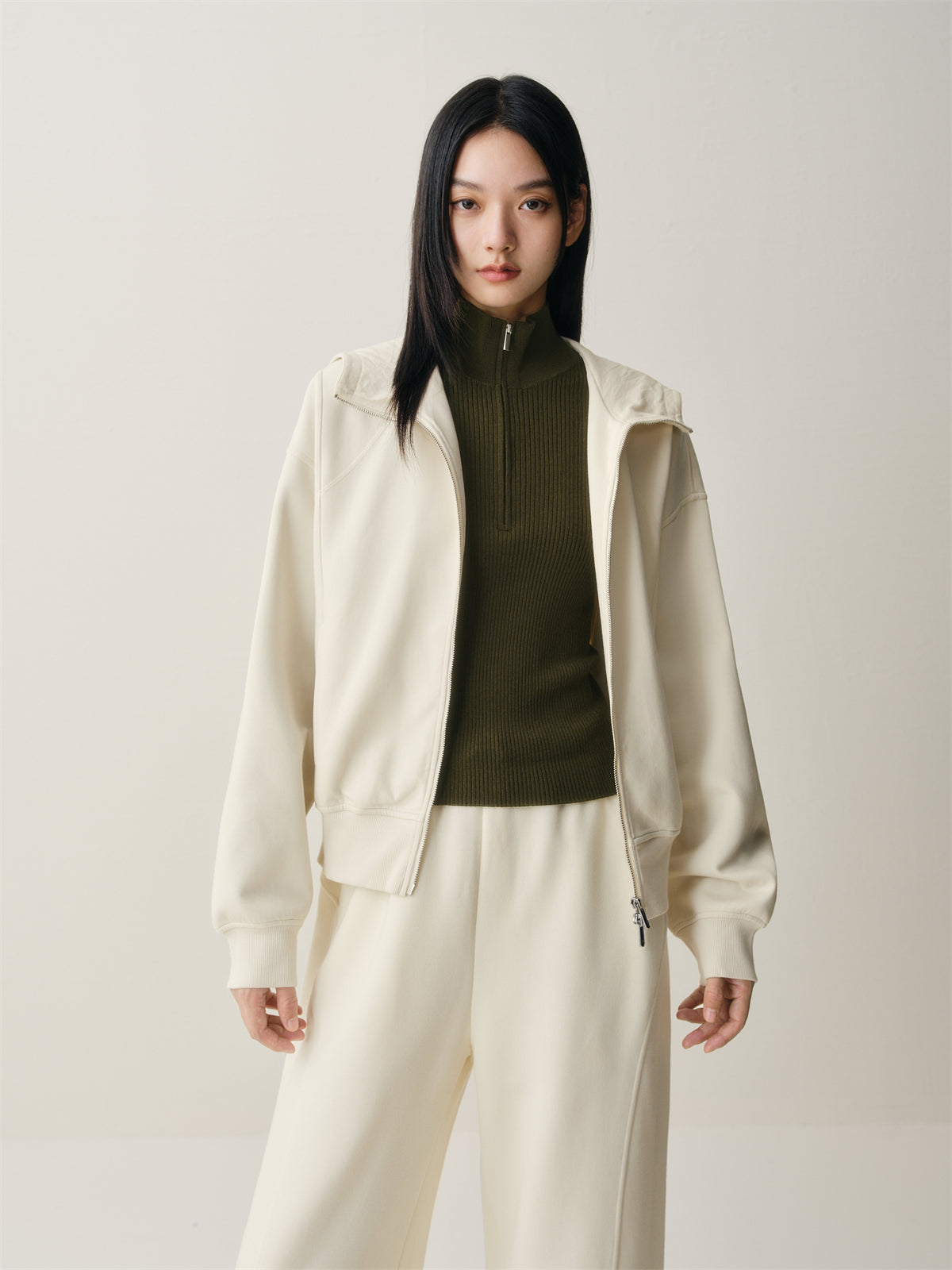 Women's Short Hooded Sweatshirt Jacket