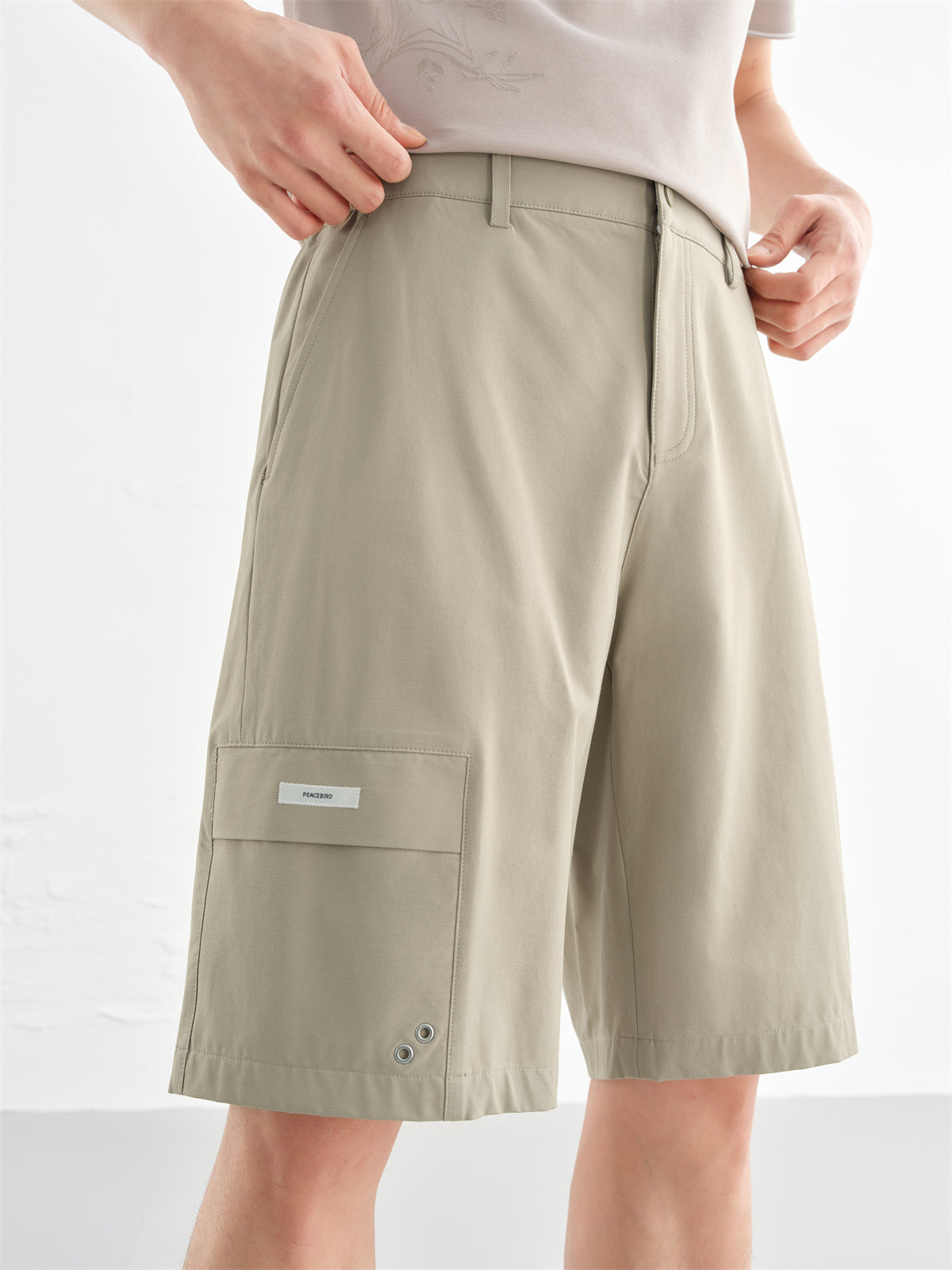 Men's Outdoor Cargo Shorts with Side Pockets