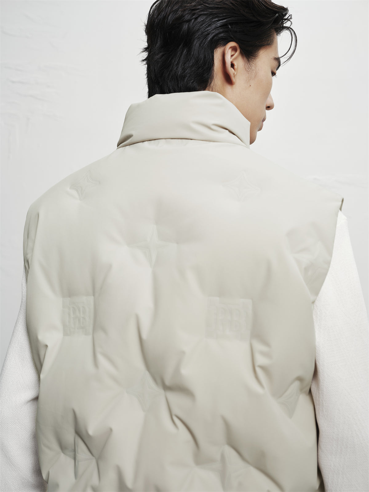 Men's Embossed Down Vest