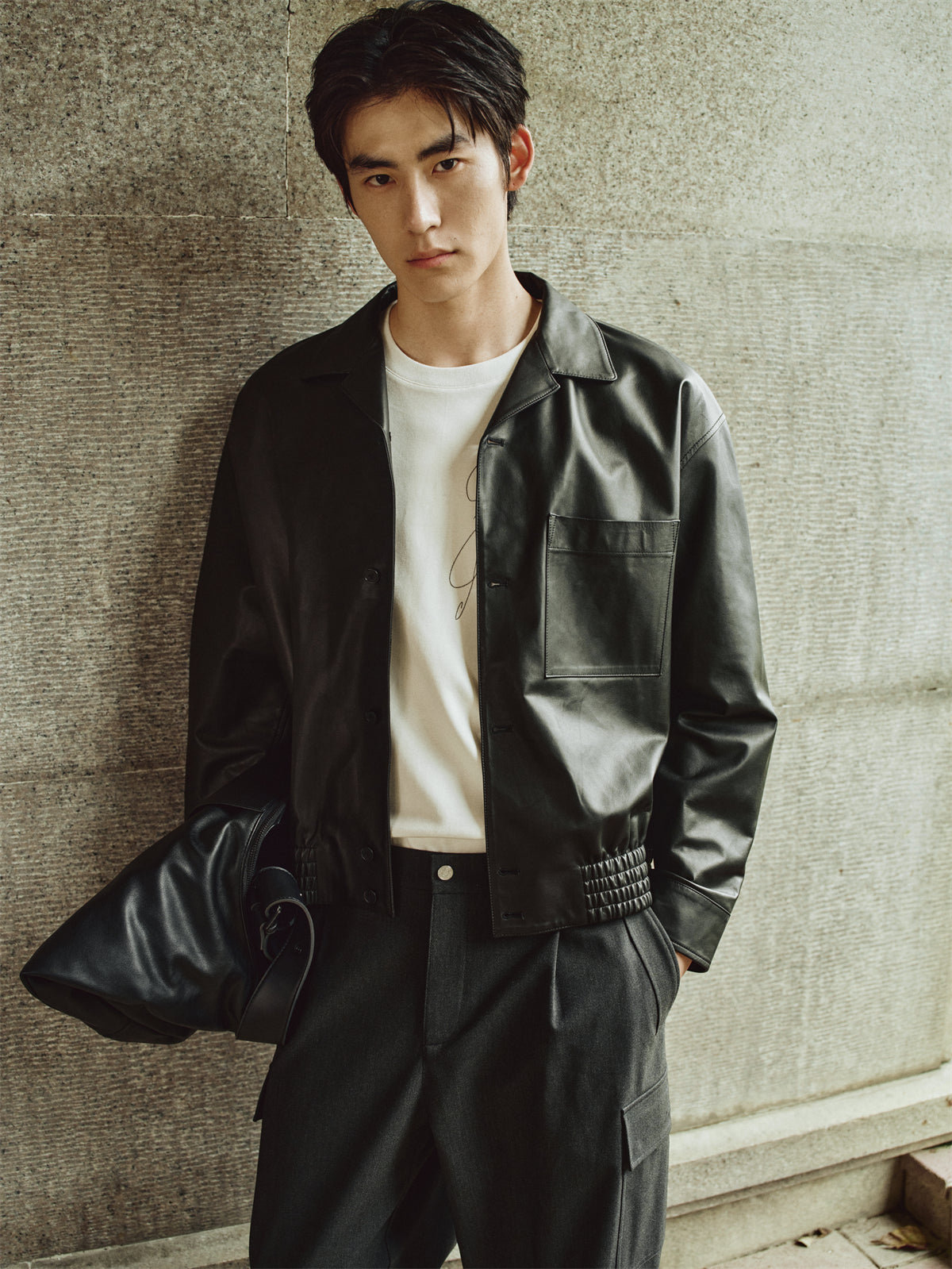 Men's Short Cuban-Collar Leather Jacket