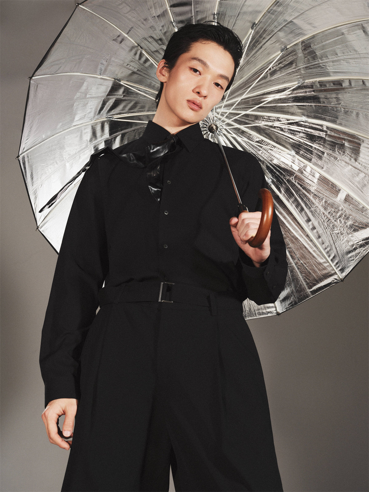 Men's Solid Shirt with Metallic Detail