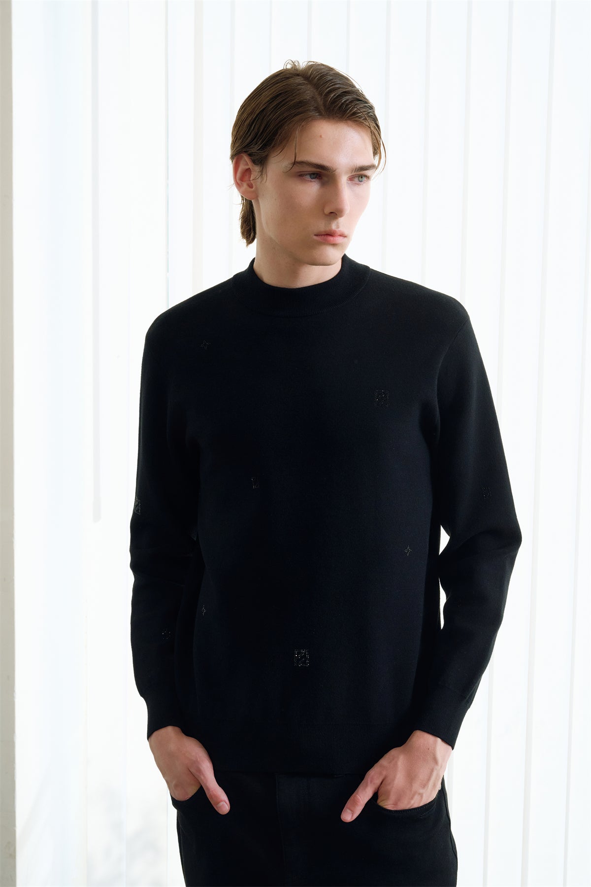 Men's Half Turtleneck Rhinestone Pullover