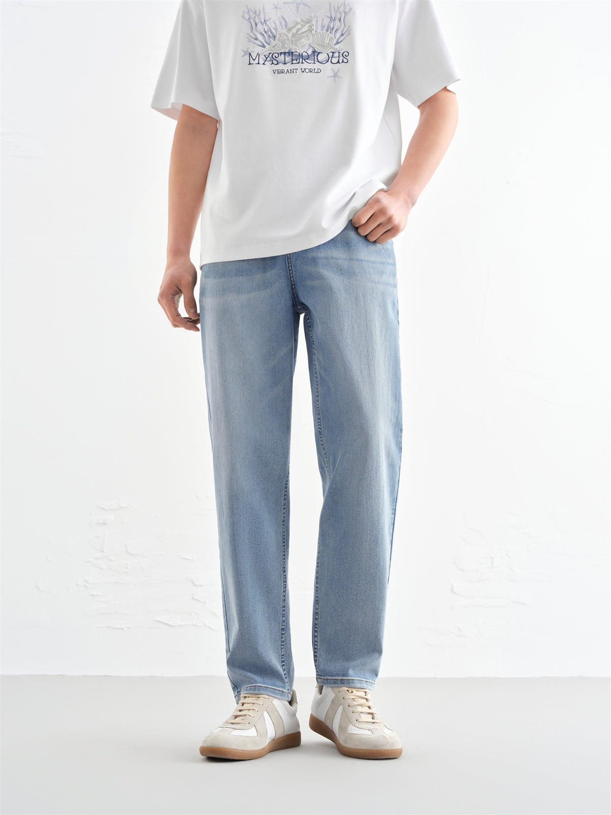Men's Washed Tapered Jeans