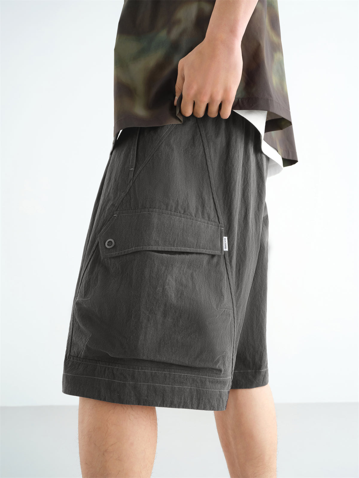Men's Utility Cargo Shorts with 3D Pockets