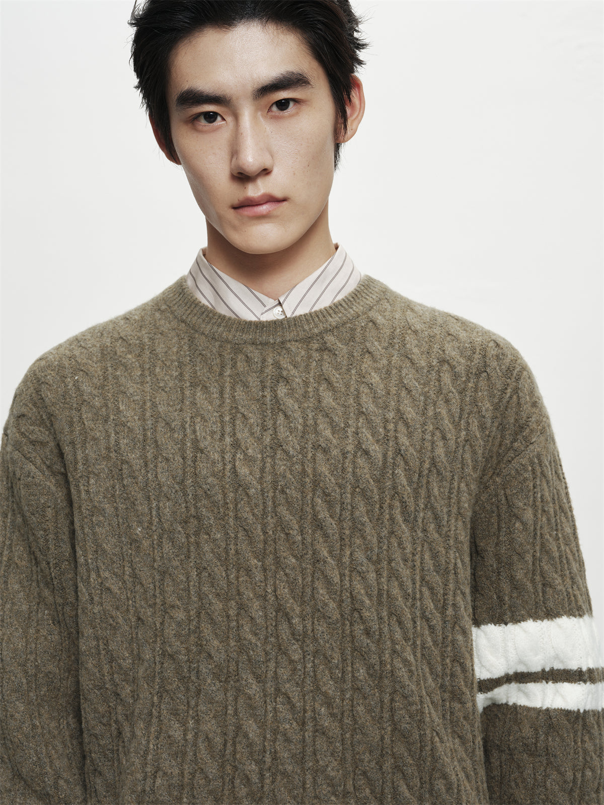 Men's Brown Cable-Knit Contrast-Stripe Sweater