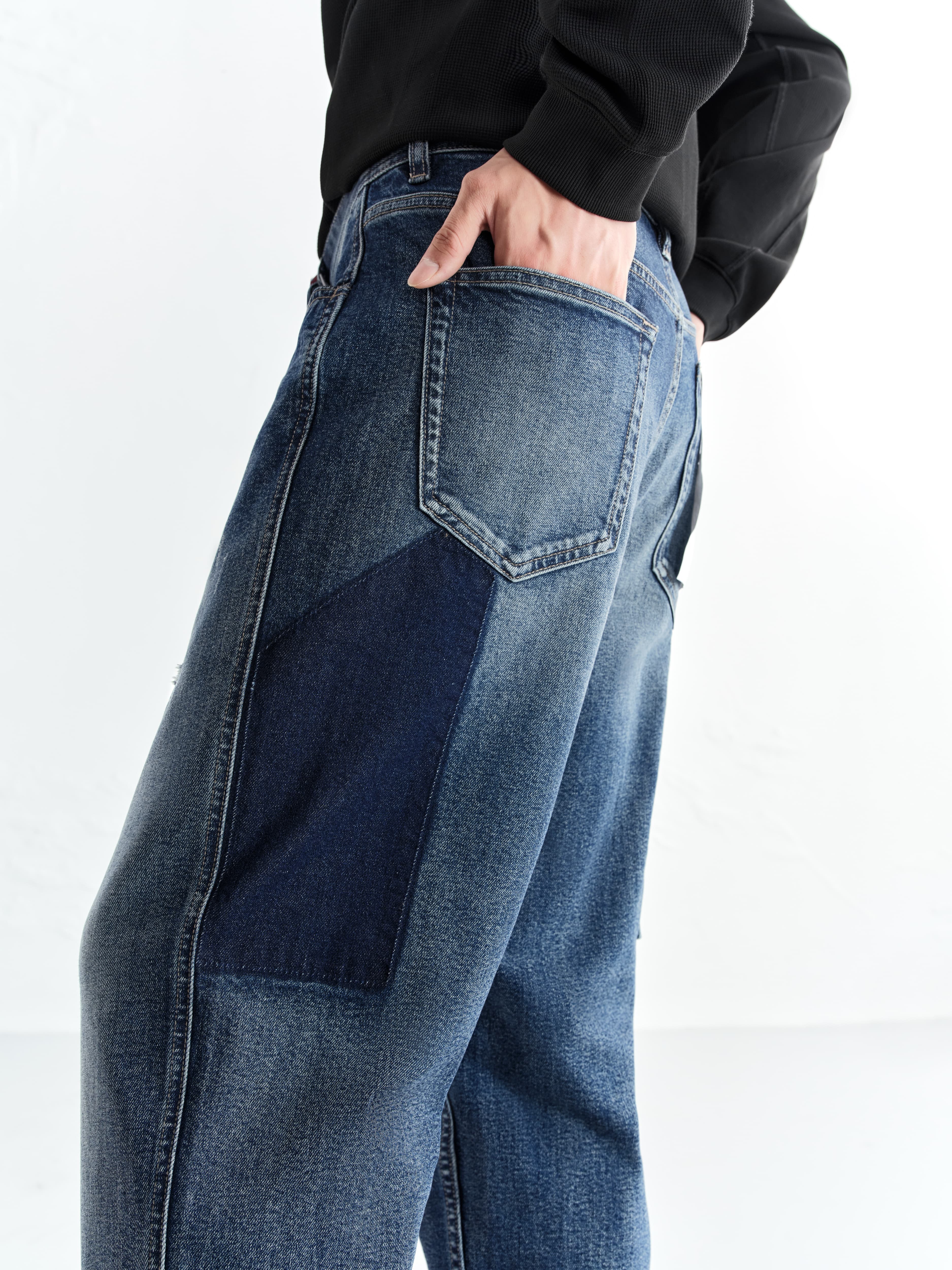 Men's Distressed Tapered Jeans with Pocket Detail