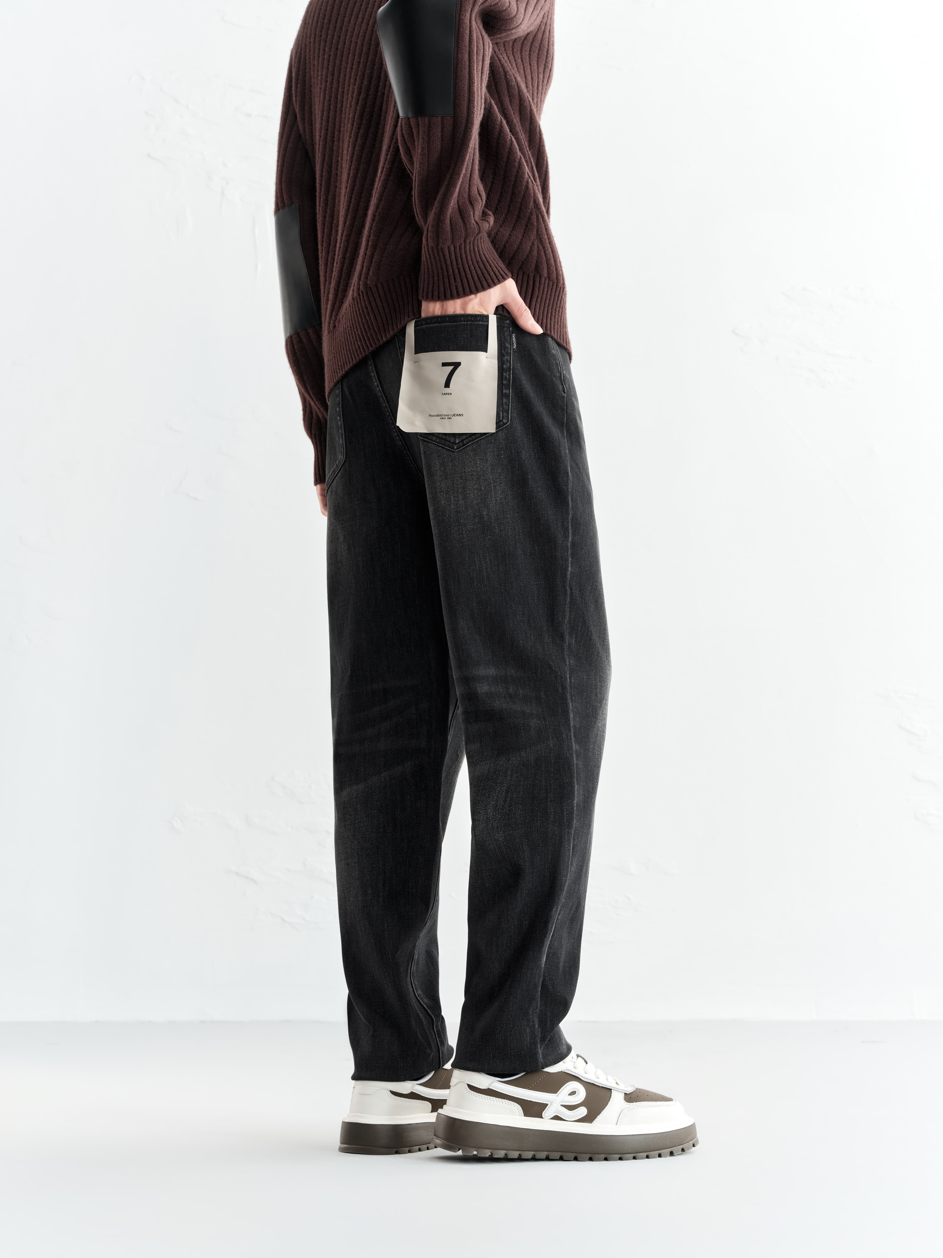 Men's Cashmere-Blend Fleece-Lined Tapered Jeans