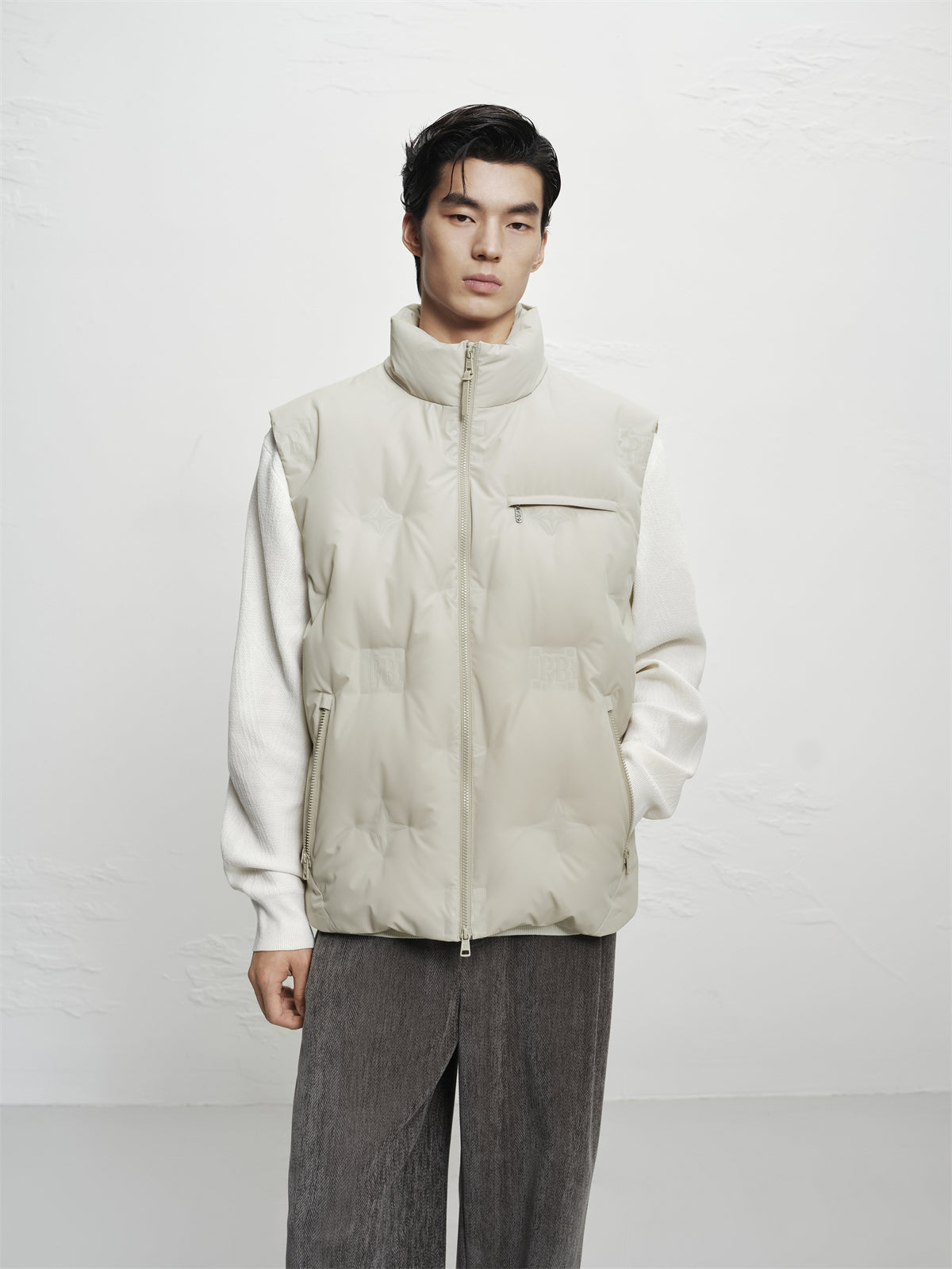 Men's Embossed Down Vest