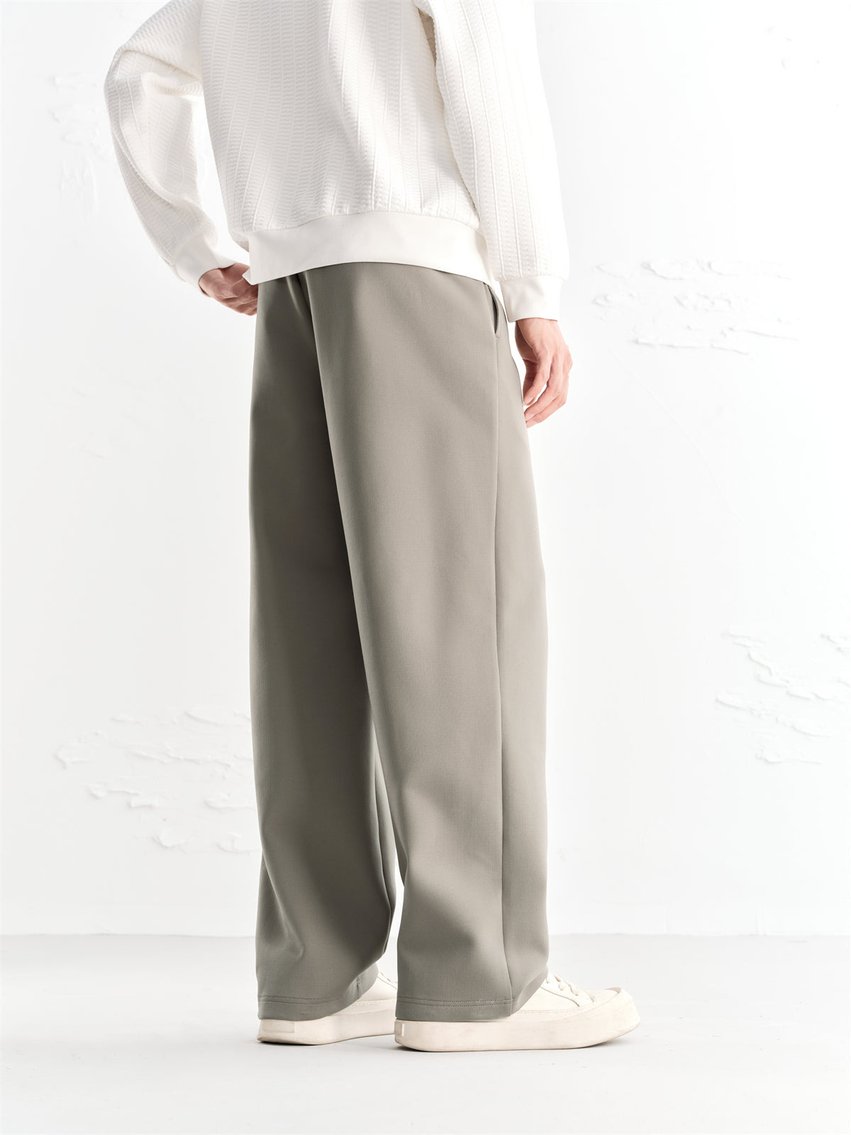Men's Solid Straight-Leg Sweatpants